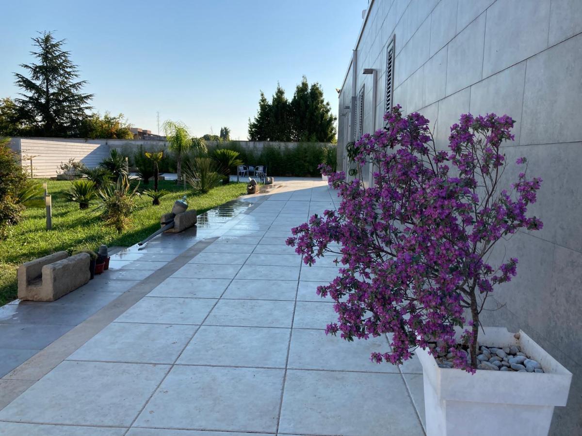 B&B Italia Carmiano  Bagian luar foto